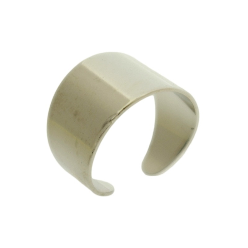 Adjustable ring base. Interior Ø 18 mm. Width 13,6mm.