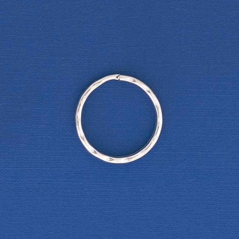 Wrinkled keyring. Outside Ø 30mm
