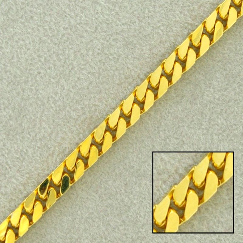 [527990000] 4-sided diamond cut brass curb chain.  Width 5mm.