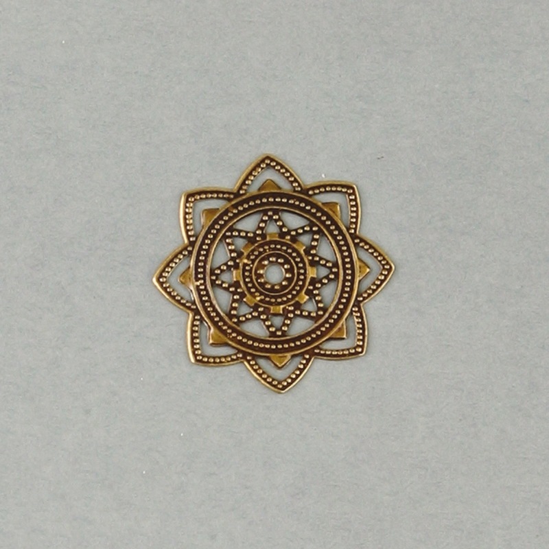 Pendentif étoile 8 branches Ø 30mm