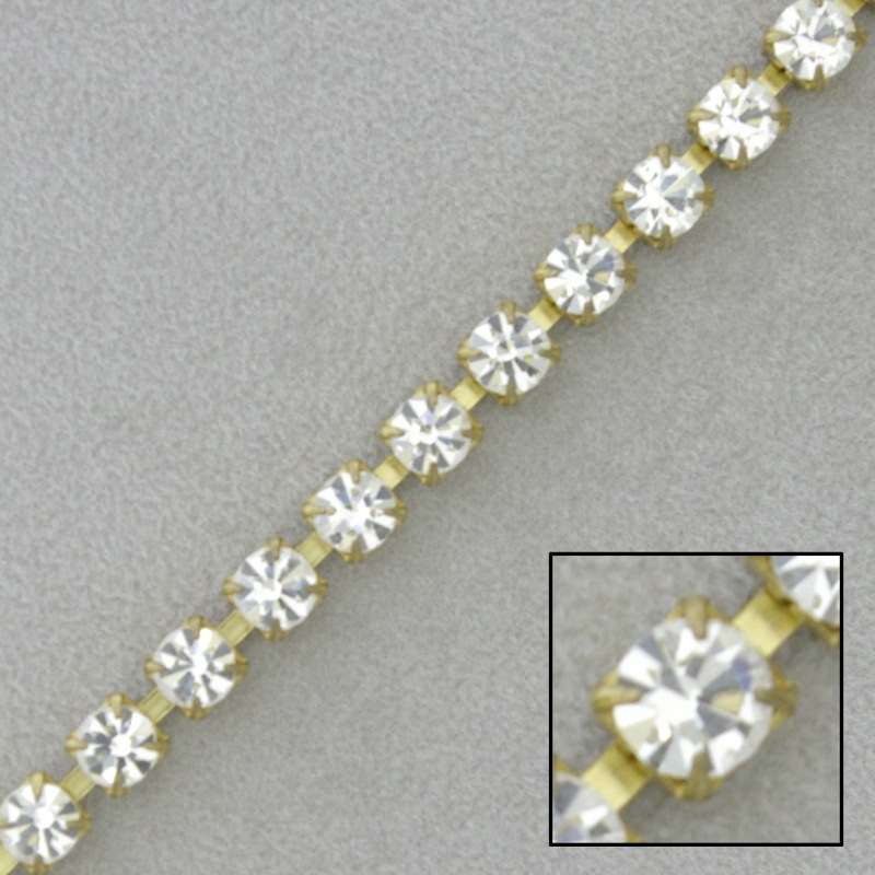 Chaîne en laiton strass taille PP33 (SS18). Largeur 4,5mm.