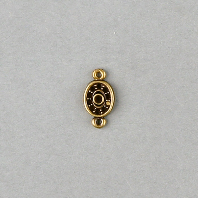 Filigree finding 17x9mm with 11 sockets to strass