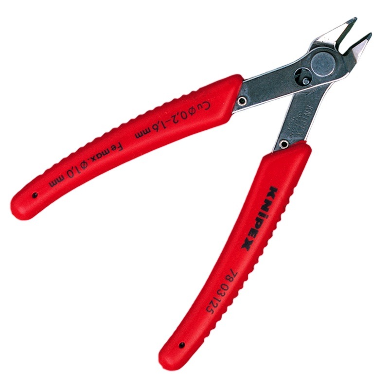 Cutting pliers. Length 13cm