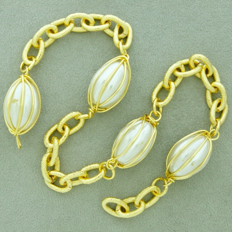 Cadena de hierro ancho cadena 7,7mm, ancho perla 13mm