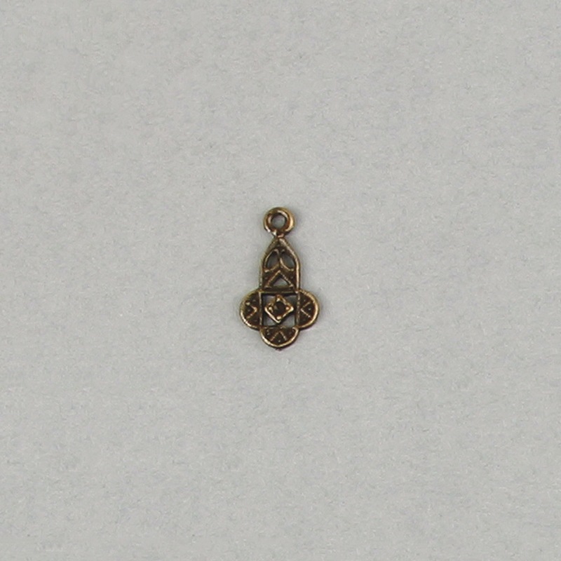 Support filigree 16x9mm avec une cavité pour strass