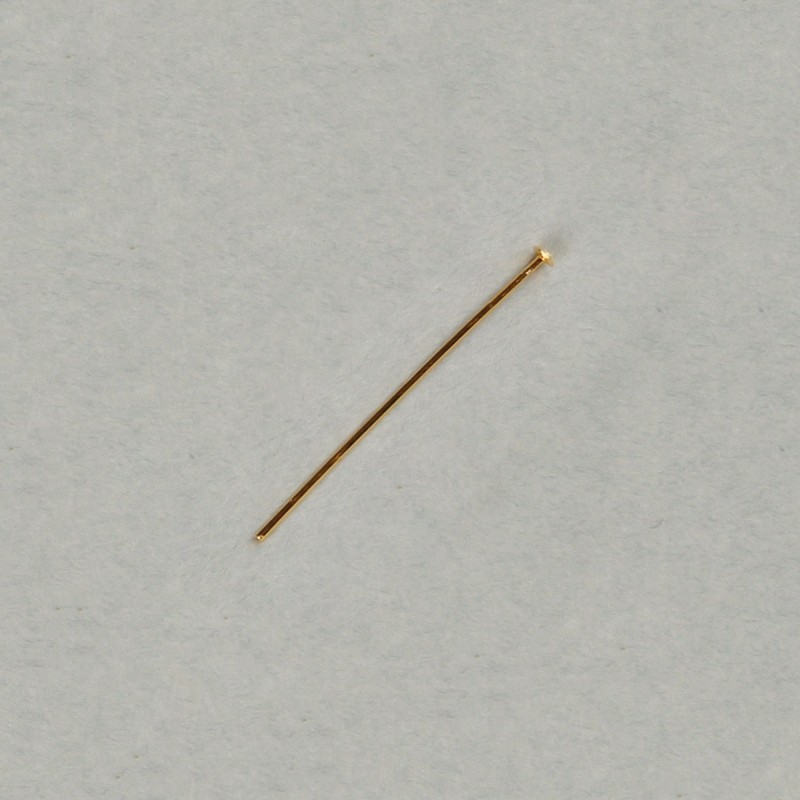 Clou de laiton longueur 32mm tête plate. Fil Ø 0,6mm. Tête plate Ø 1,75mm.