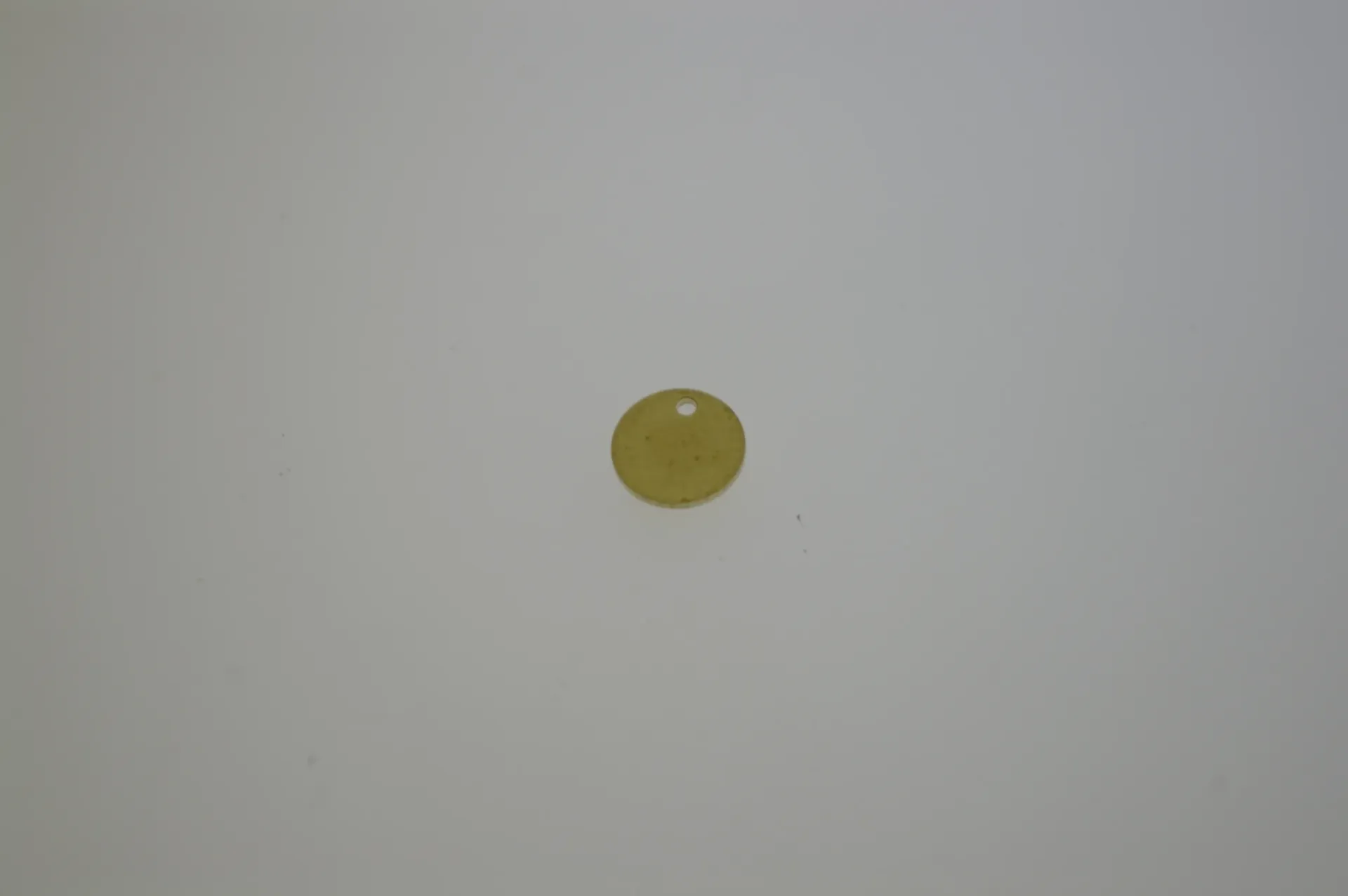 [129570800] Disque en laiton Ø 8mm avec trou