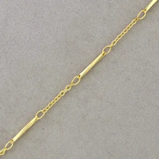 [525440000] Brass chain width 1,3mm. Length of the ornament: 12mm